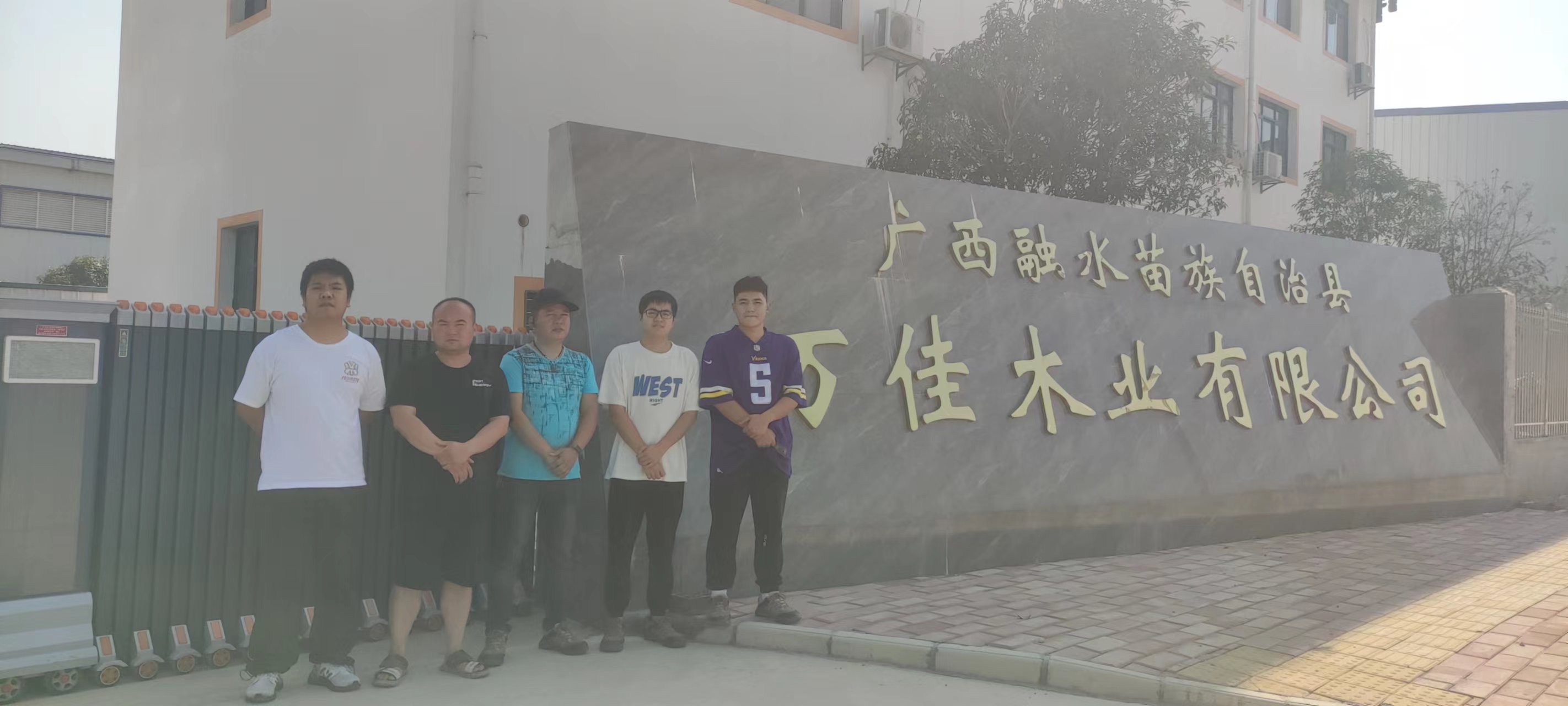 ab90fa5ceade5a0b3b9d44731cdface.jpg